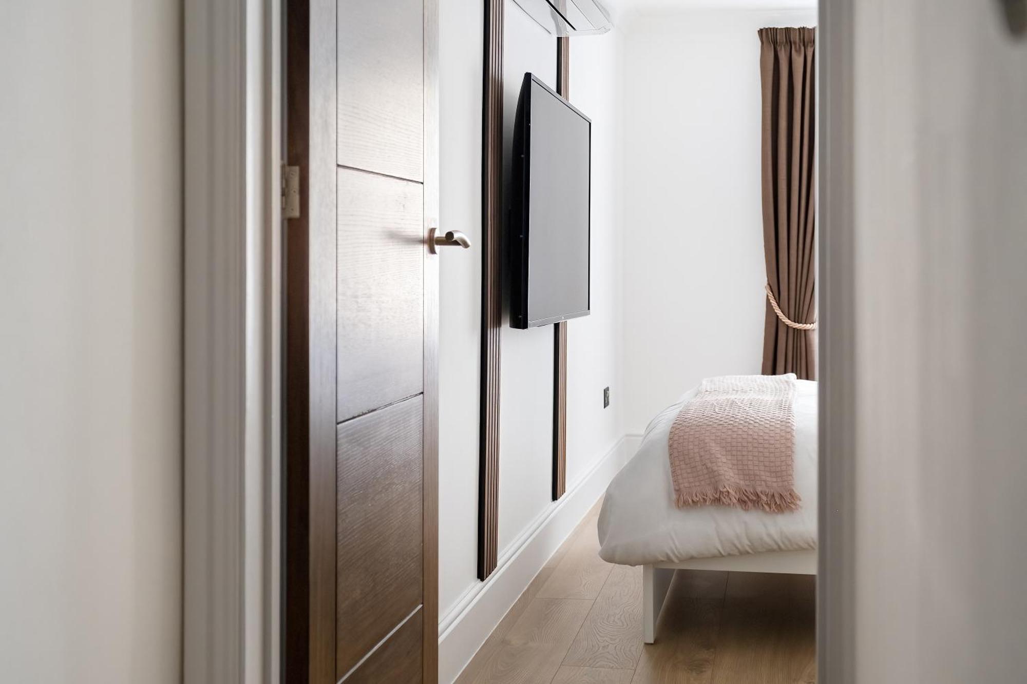 Luxury Large In Londres